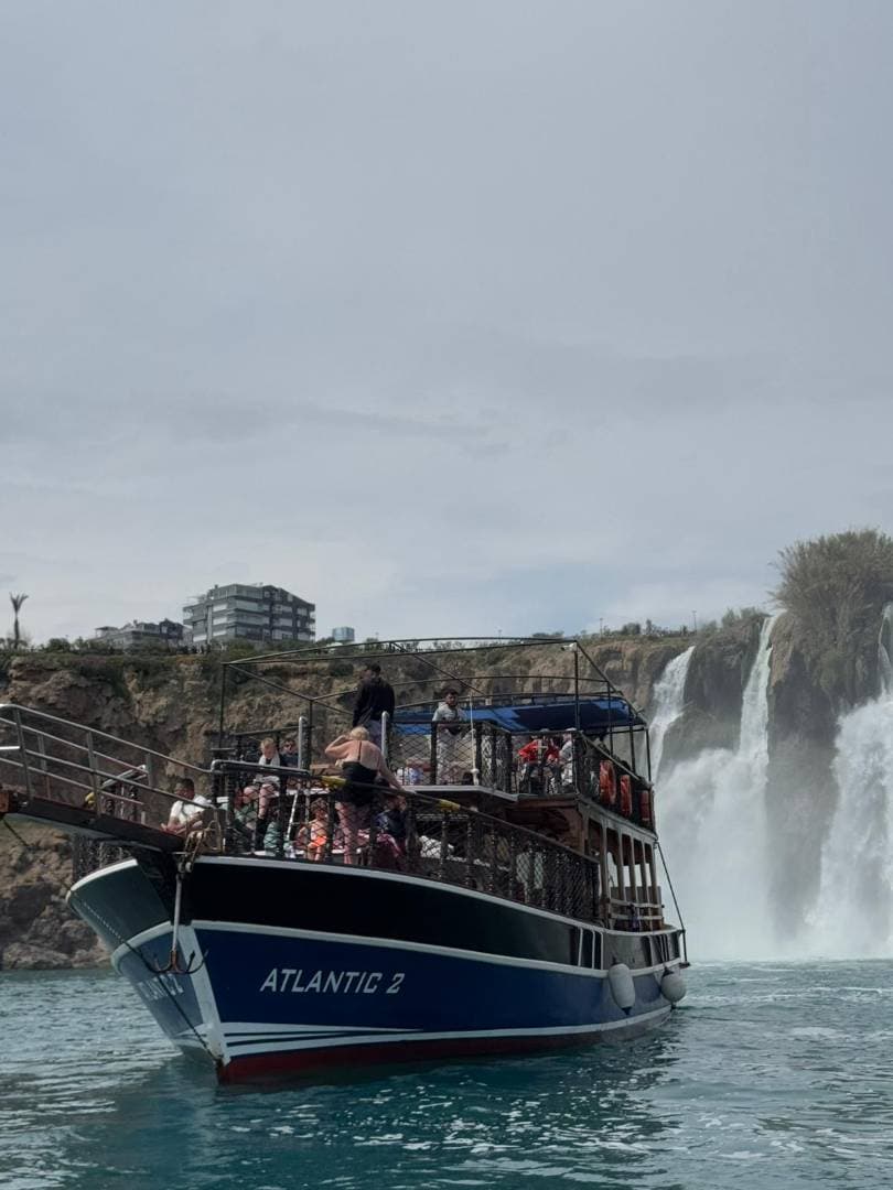 Rejs statkiem „Atlantic 2 Relax” do wodospadu Duden