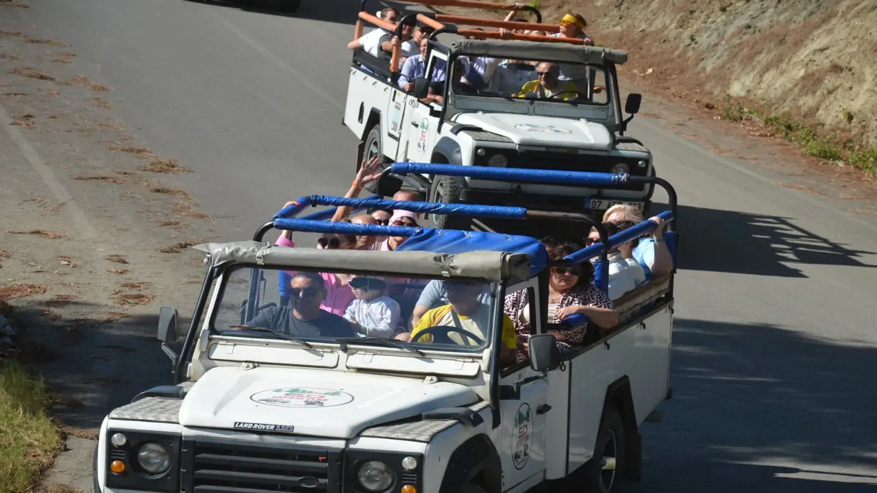 Become a Nature and Sea Explorer with the Alanya Jeep Safari and Boat Tour!
