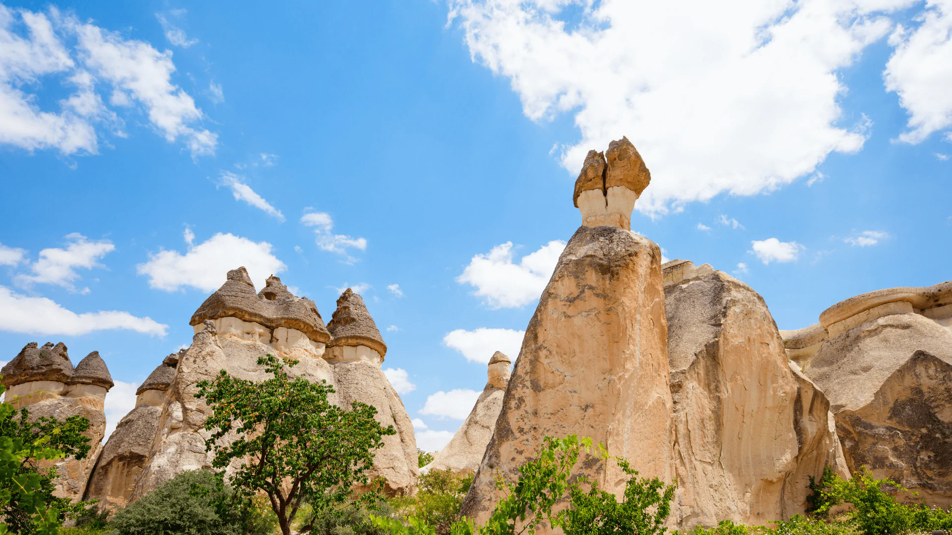 From Alanya : 2-day Cappadocia tour (with Cave Hotel option)
