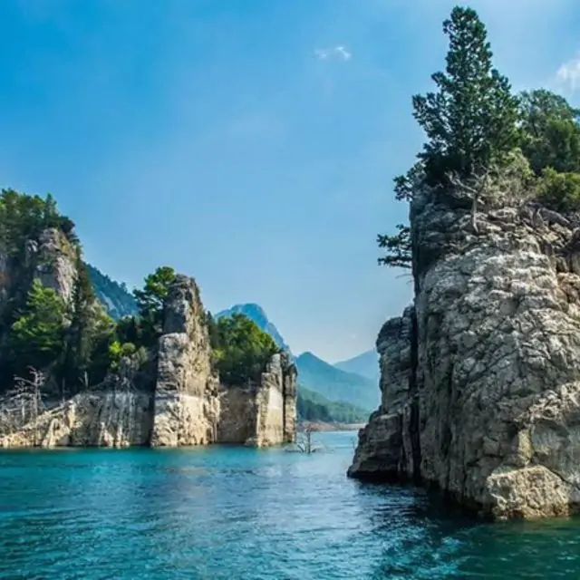 From Antalya: Green Canyon Boat Tour with Lunch and Drinks