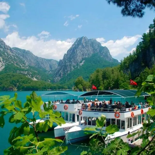 From Antalya: Green Canyon Boat Tour with Lunch and Drinks