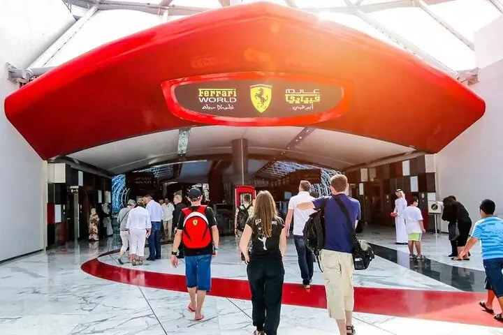 Full Day Private Abu Dhabi City Tour from Dubai (upto 6 person)