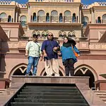 Full Day Private Abu Dhabi City Tour from Dubai (upto 6 person)