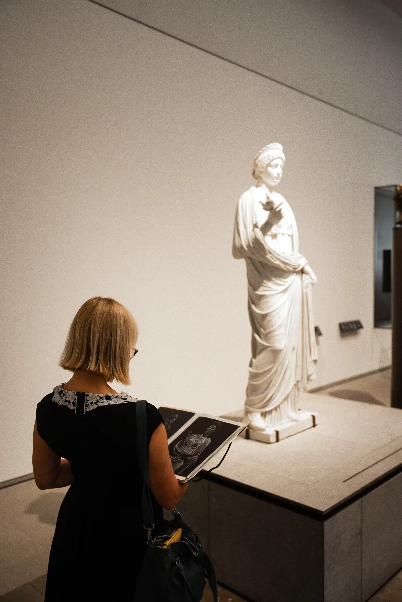 From Dubai: Abu Dhabi Grand Mosque & Louvre Museum Full-Day