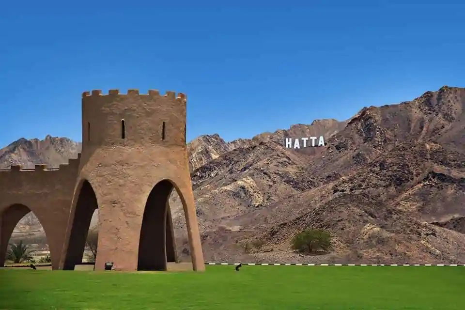 From Dubai: Private Hatta Mountain Tour