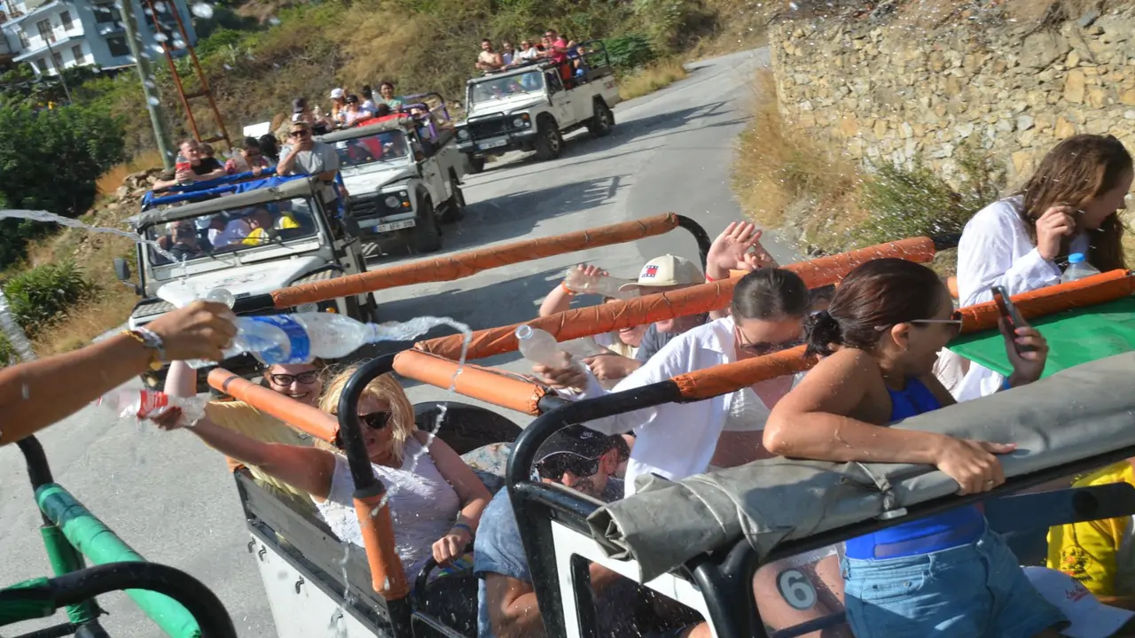 Discover Alanya's Hidden Paradises with a Jeep Safari
