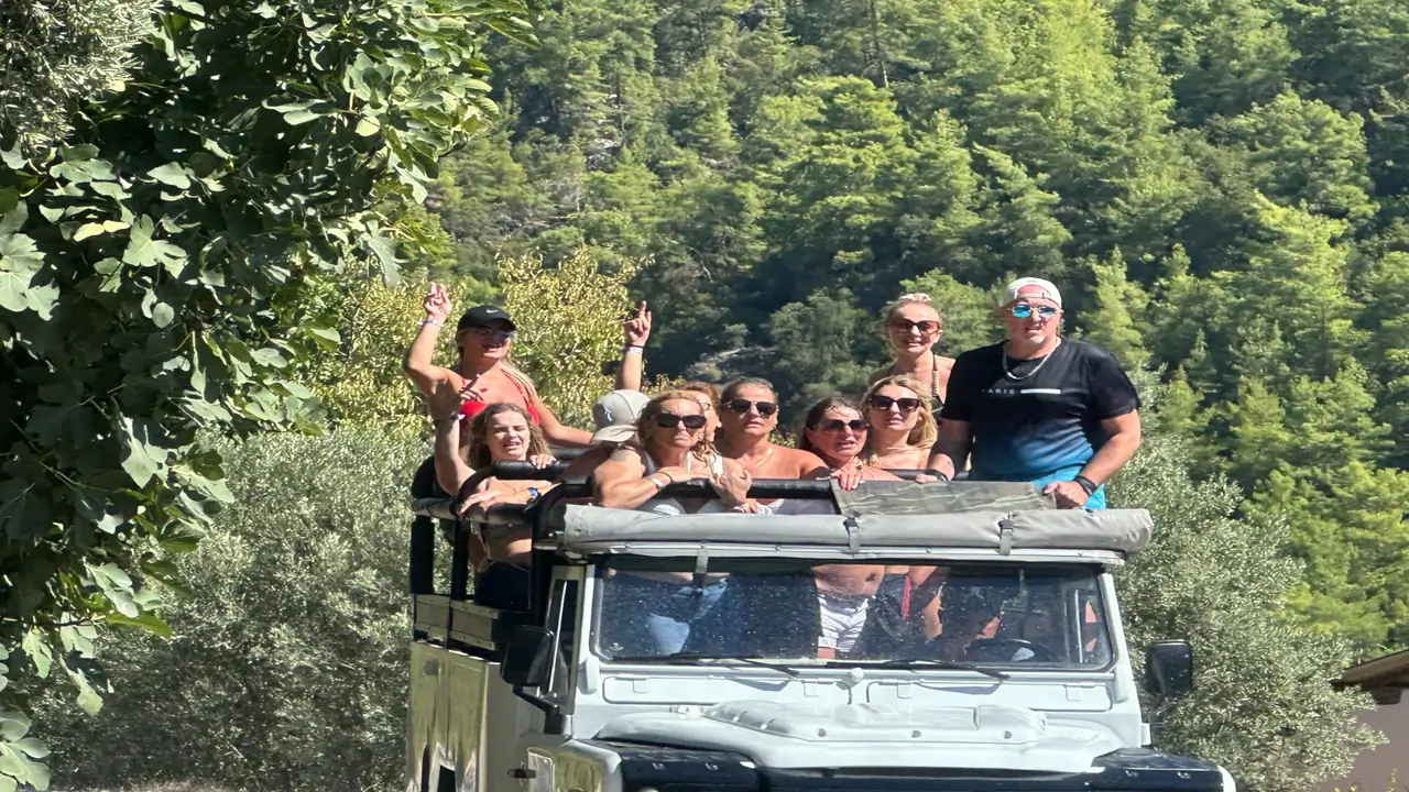 Discover Alanya's Hidden Paradises with a Jeep Safari