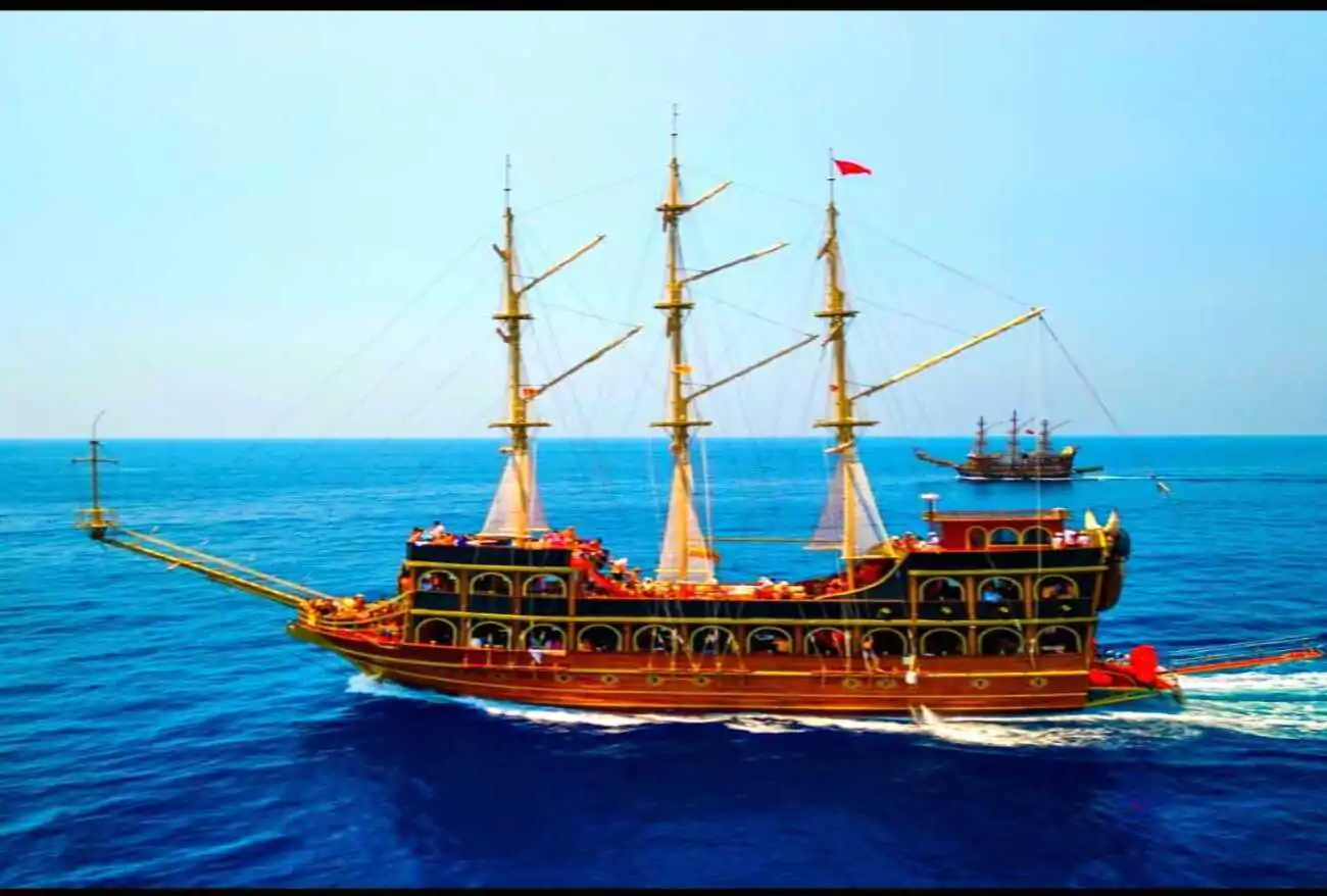 Alanya Pirate Viking Boat Tour