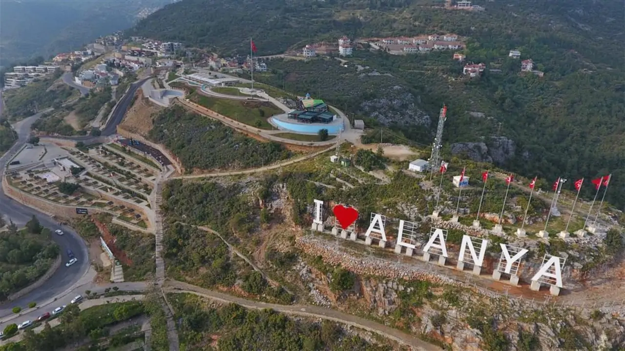 Alanya City Tour with Cable Car & BBQ Beach Party: A Perfect Evening Experience