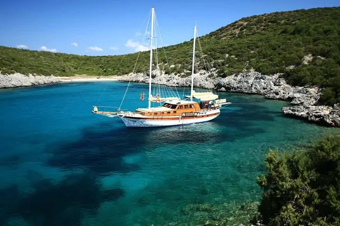 Wycieczki Lodzią po Oludeniz