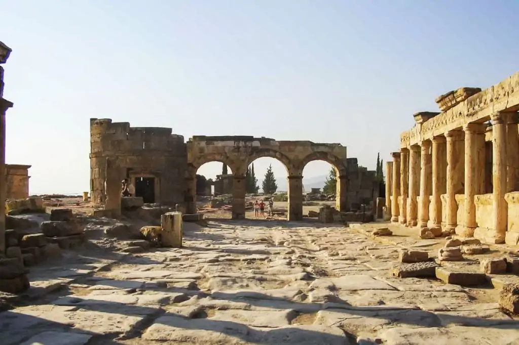 Pamukkale &amp;amp;amp; Hieropolis Tour from Bodrum