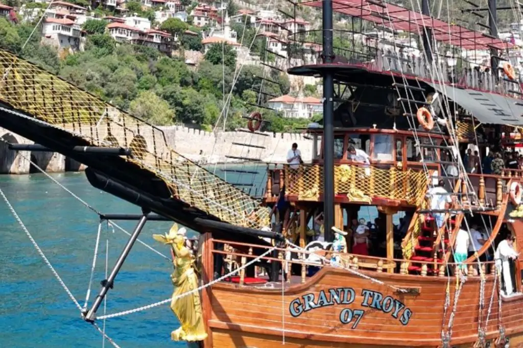 Pirate Boat Trip in Alanya