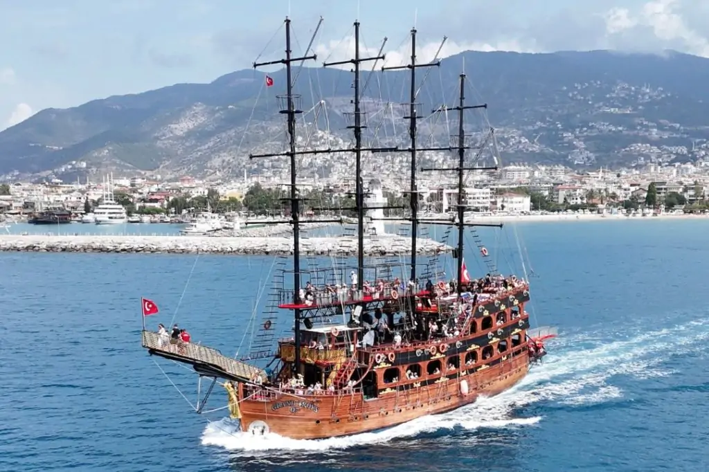 Pirate Boat Trip in Alanya