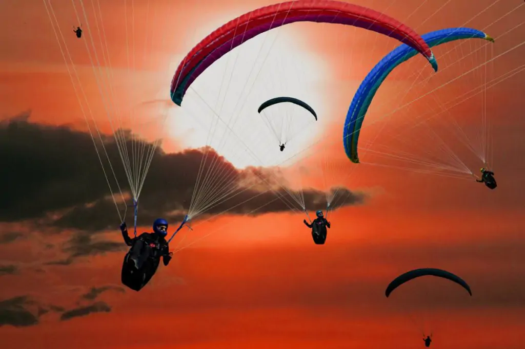 side tandem paragliding