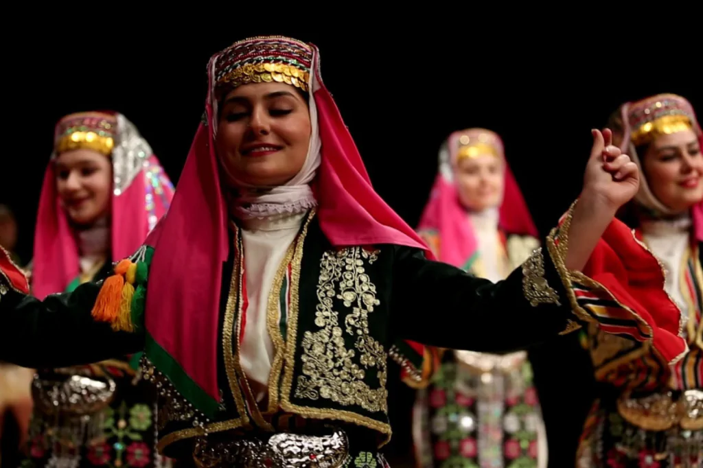Türkische Nacht in Kappadokien mit Abendessen und Hoteltransfer