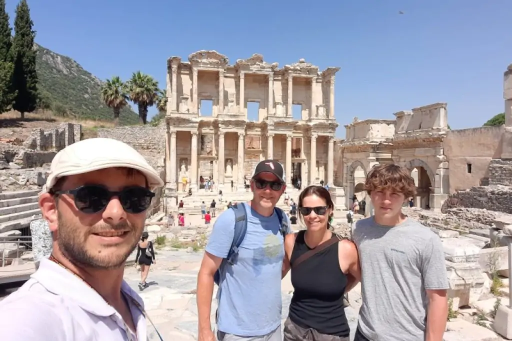 Full Day Guided Ephesus Tour from Kusadasi (Small Group)
