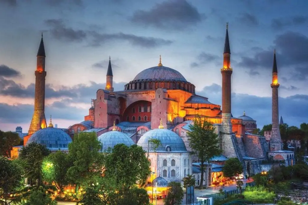 Экскурсия по Стамбулу с гидом на целый день (османские и византийские реликвии)