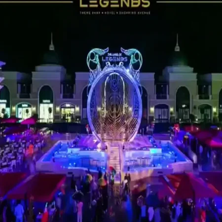 Spectacol de noapte în Țara Legendelor
