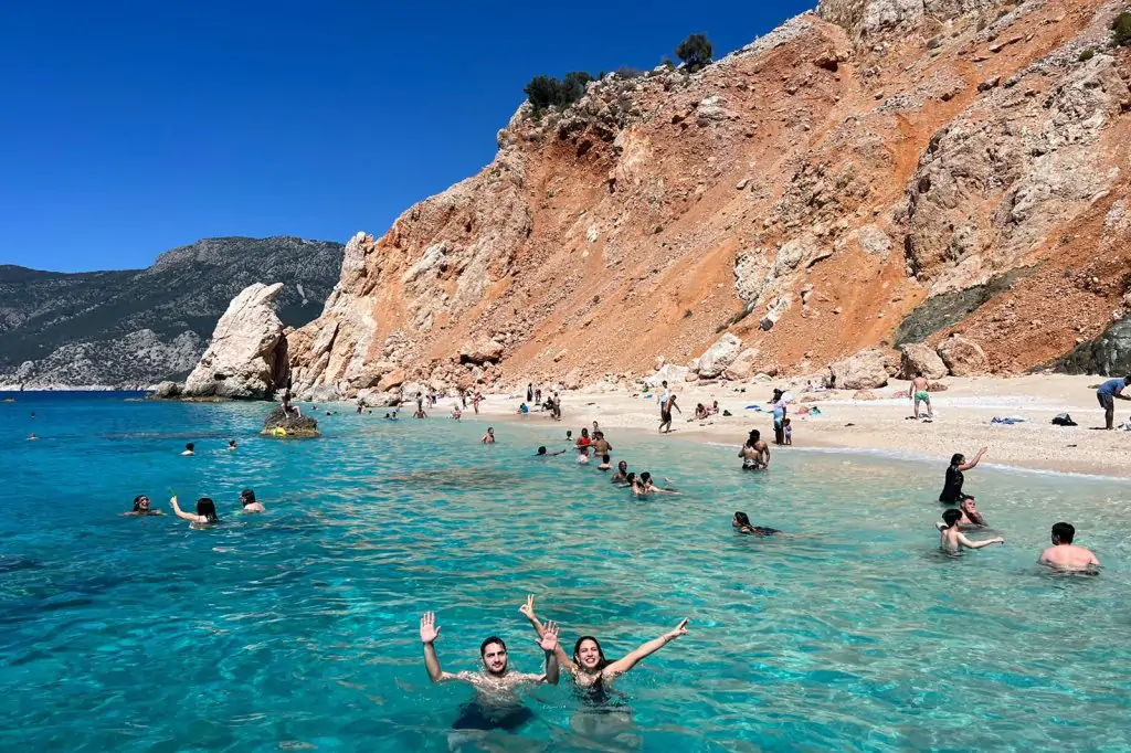 Antalya Suluada Özbey Căpitanul Suluada Özbey Excursie cu barca