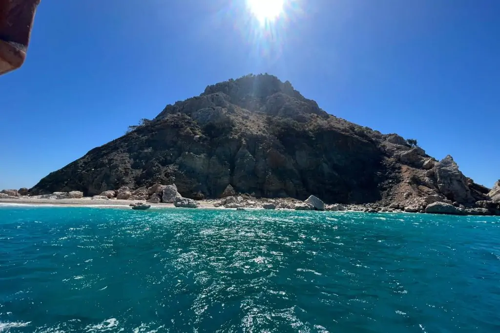 Antalya Suluada Özbey Căpitanul Suluada Özbey Excursie cu barca