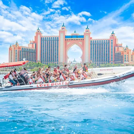 Zwiedzanie Dubaju łodziami motorowymi Atlantis i Burdż AL Arab