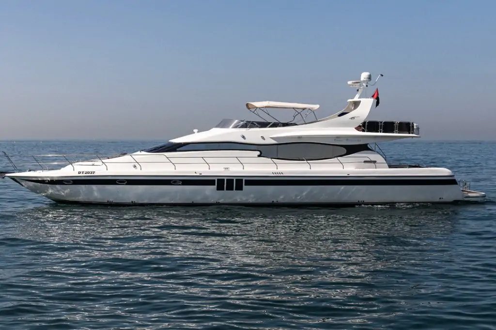 Private 38-Fuß-Yachtvermietung in Dubai