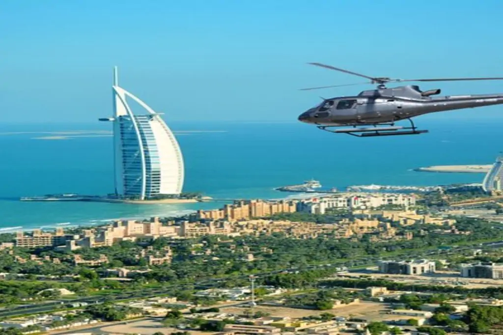 Dubai Highlights Sightseeing Helicopter Tour 12 min/15 min/17 min/25 min z transferem premium