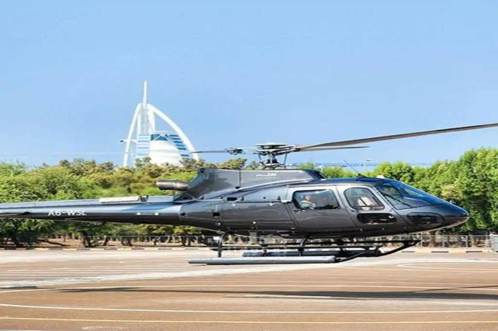 Dubai Highlights Sightseeing Helicopter Tour 12 min/15 min/17 min/25 min z transferem premium
