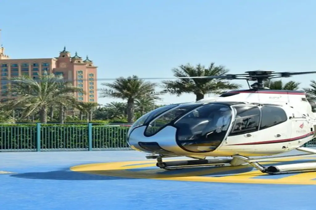 Dubai Highlights Sightseeing Helicopter Tour 12 min/15 min/17 min/25 min z transferem premium