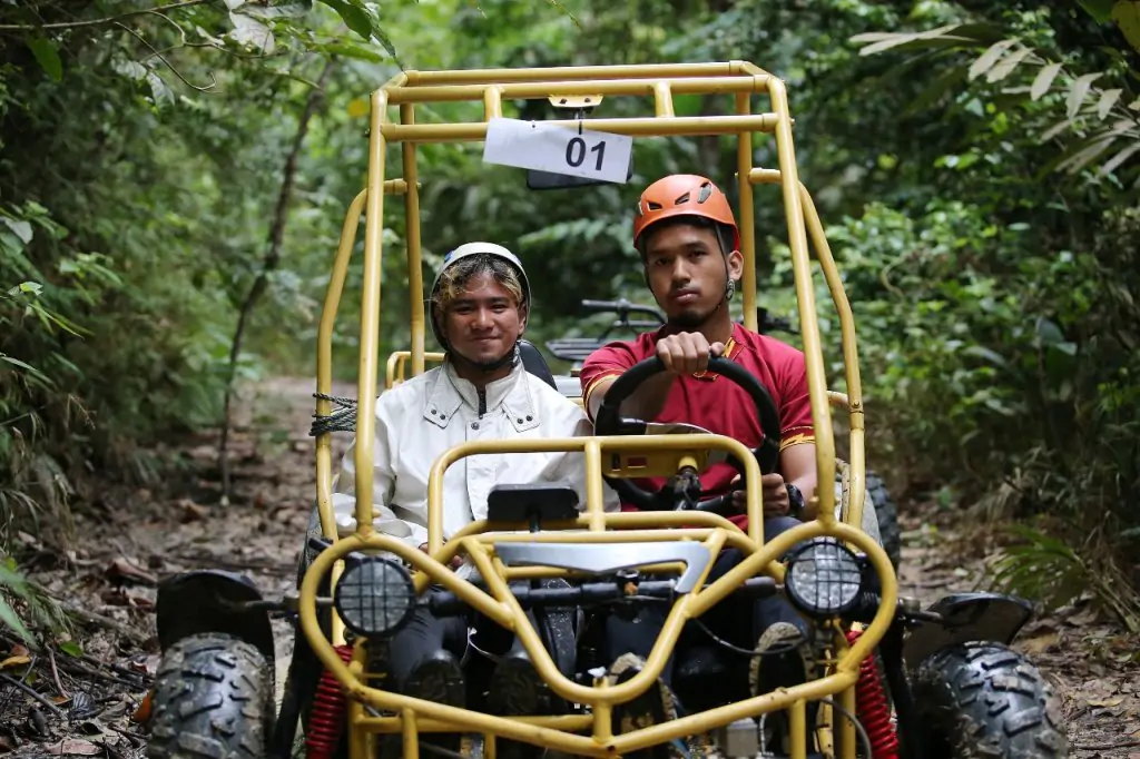 Combo de acțiune de o zi în Alanya: Buggy Safari, Rafting, Zipline, Cabrio Bus Ride & Canyon Exploration
