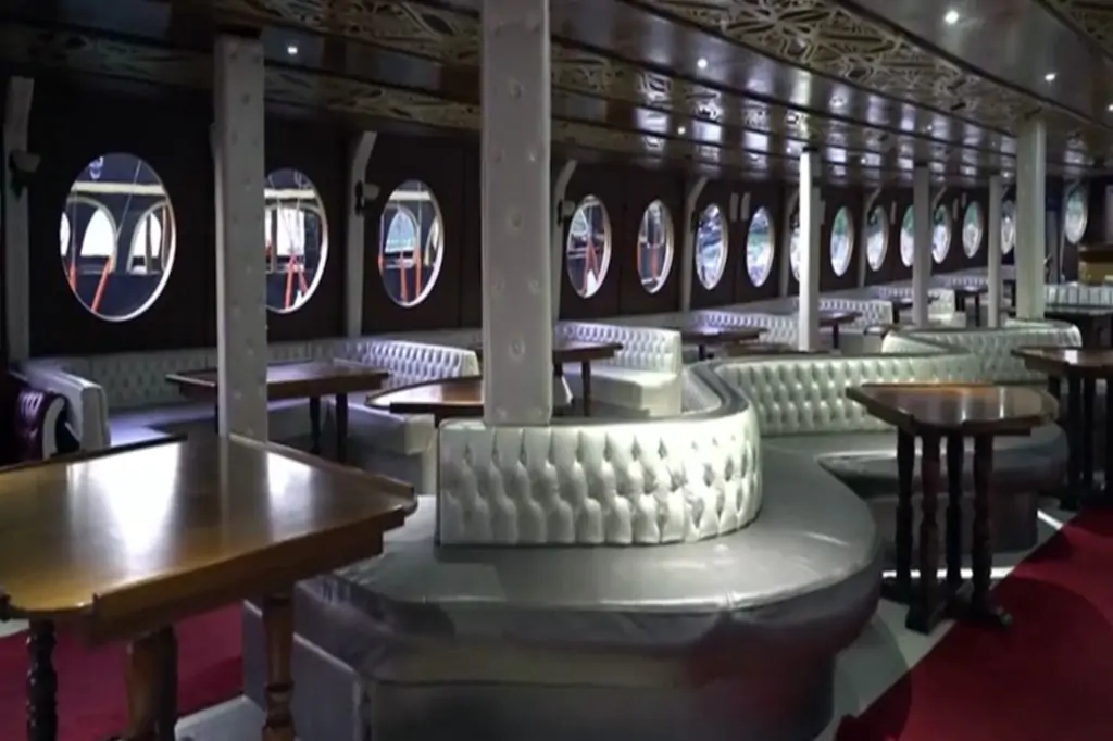 Gonster Pirate Boat Tour