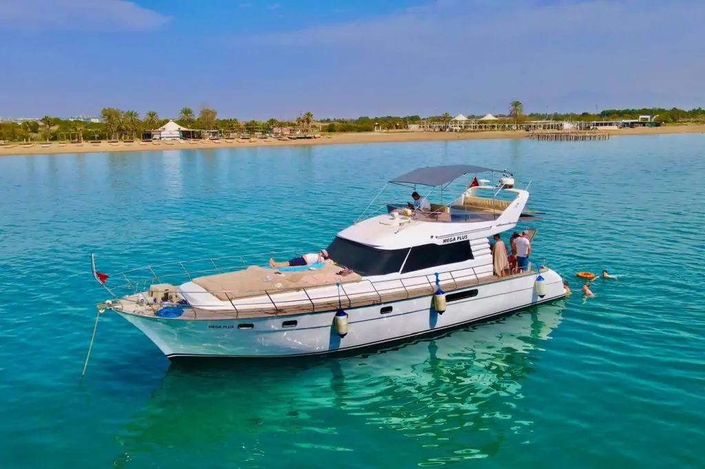 Blue Escape: Private Yacht Cruise to Düden Waterfall from Belek