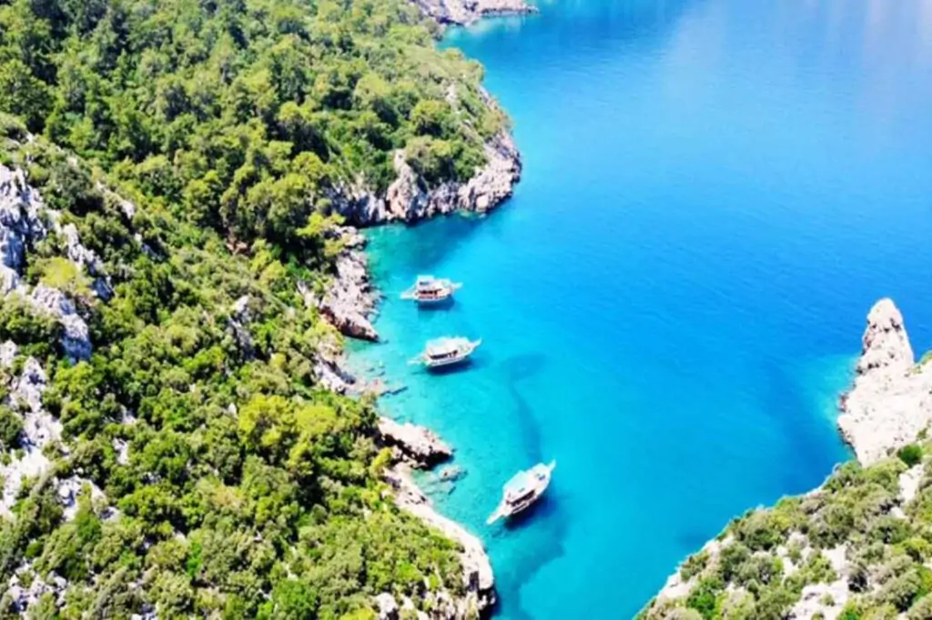 Porto Ceneviz Boat Tour from Alanya