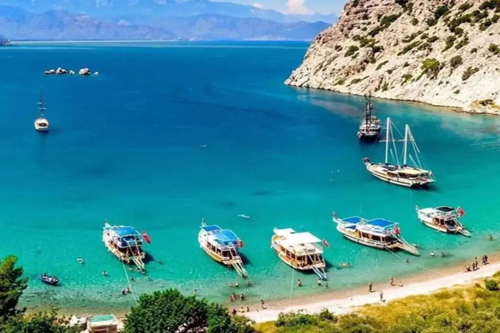 Porto Ceneviz Boat Tour from Alanya