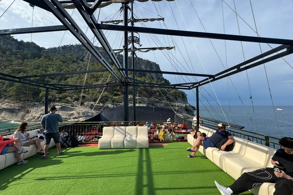 Red Dragon Boat Tour Kemer