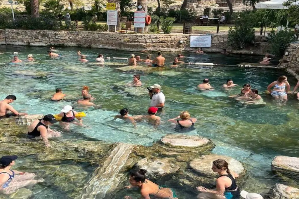 Pamukkale and Hierapolis Tour: A Fascinating Blend of Nature and History