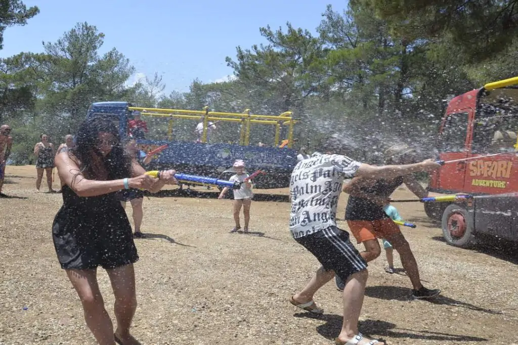 Przygoda w sercu Fethiye i Oludeniz: Saklikent Jeep Safari Tour