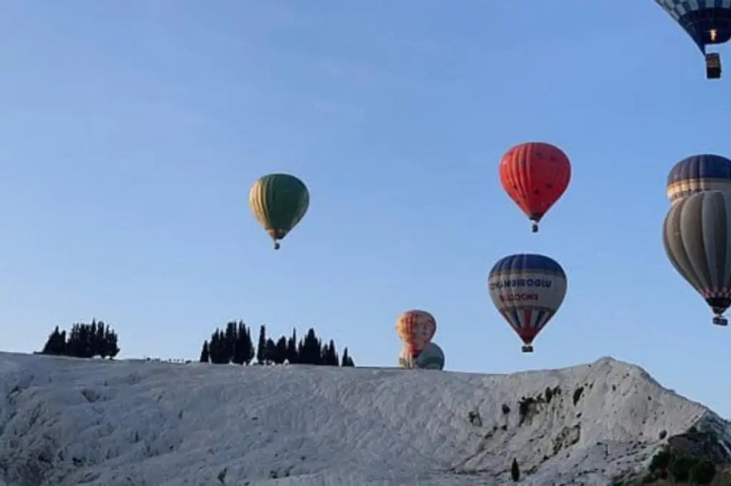 Excursie de o zi la Pamukkale din Fethiye și Oludeniz