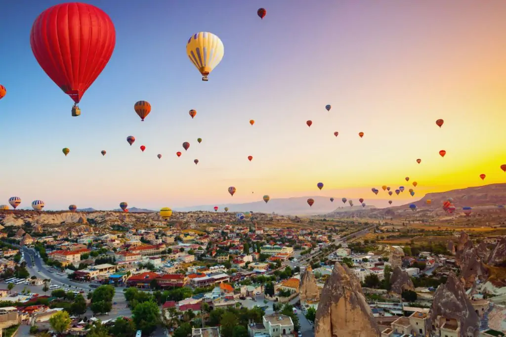 Cappadocia Small Group Red Tour - Gata pentru o aventură de neuitat?