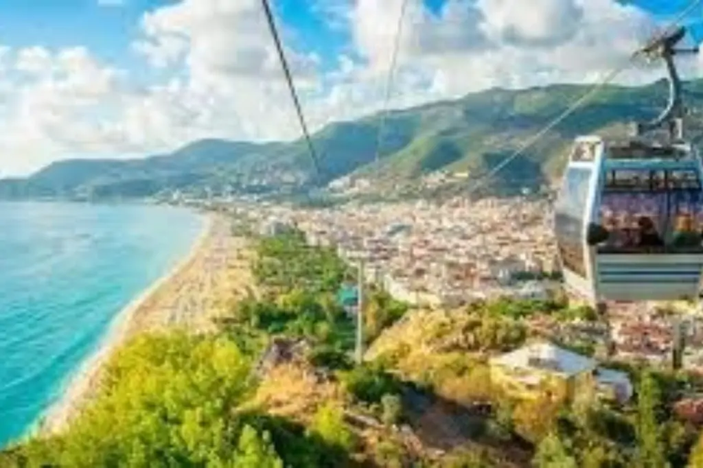Orașul Alanya & Excursie cu barca (apus de soare & Foam Party)
