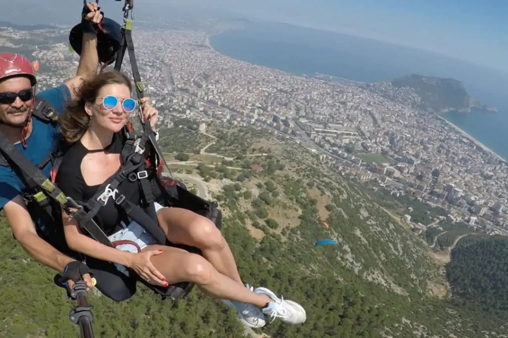 Alanya Professional Paragliding Tour -Side and Manavgat Transfer Included,Flight Area Entrance Fee Excluded