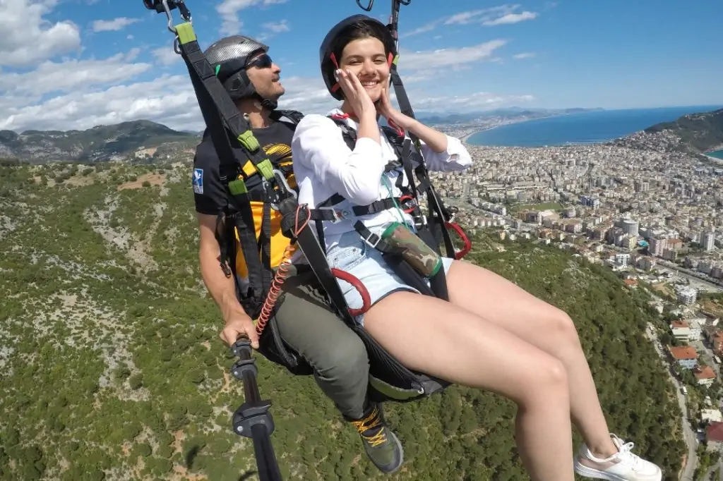 Alanya Professional Paragliding Tour -Antalya and Belek Transfer and Flight Area Entrance Fee Excluded