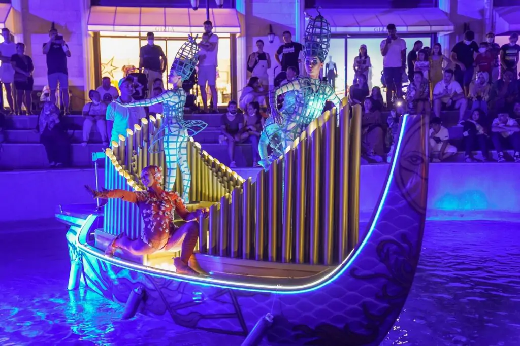 From Alanya: Unforgettable Night Show Experience at Land of Legends
