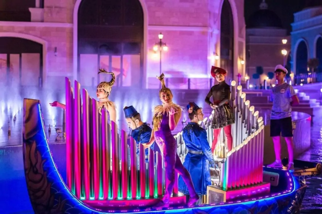 From Alanya: Unforgettable Night Show Experience at Land of Legends