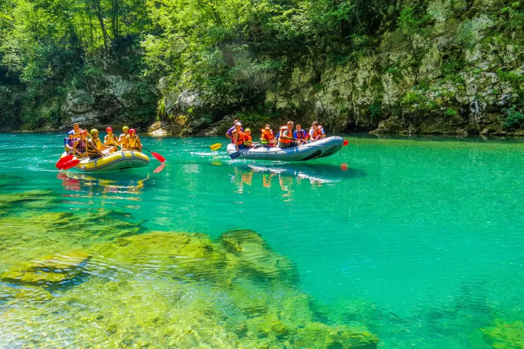 Double the Adrenaline – Experience Rafting & Zipline in One Epic Day!