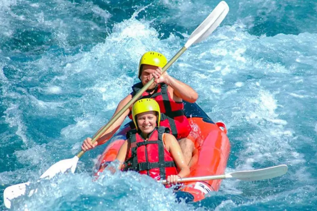 Ein unvergesslicher Tag voller Abenteuer: Rafting-Tour in der Köprülü-Schlucht