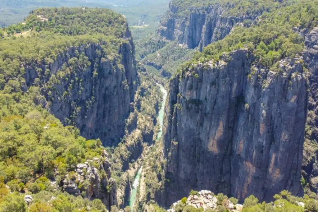 Cabrio Safari + Rafting + Adler Canyon (3w1) Tour: Dzień pełen przygód!