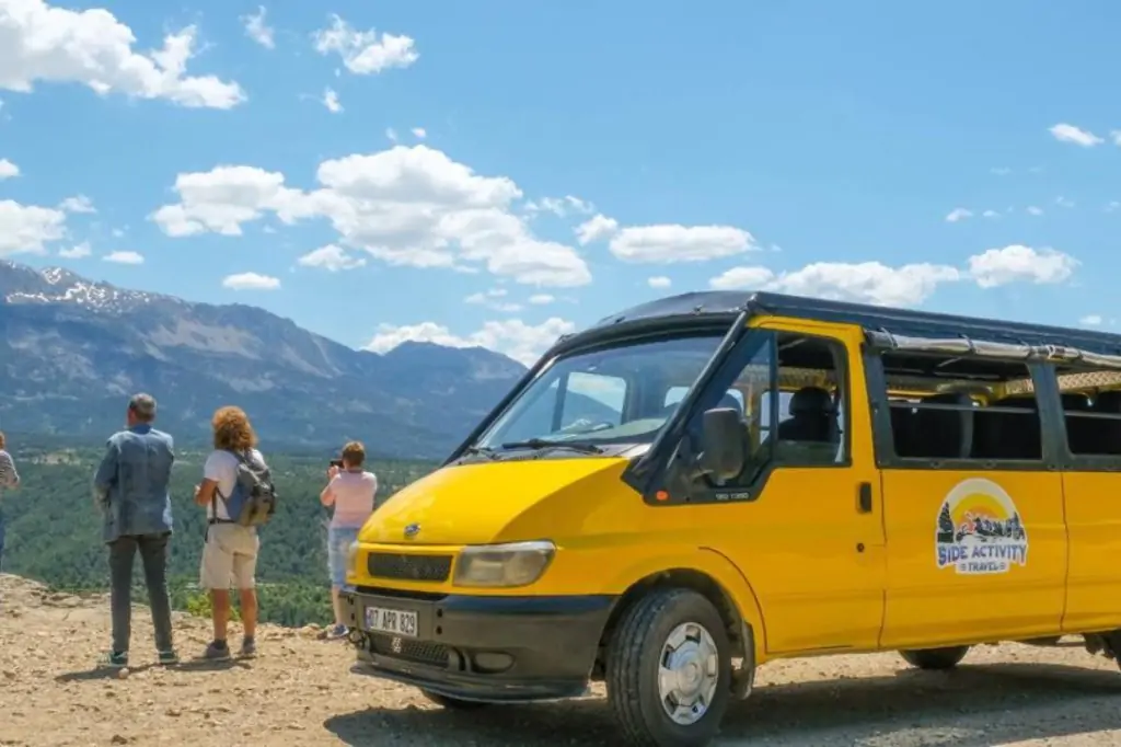 Cabrio Safari + Rafting + Adler Canyon (3w1) Tour: Dzień pełen przygód!