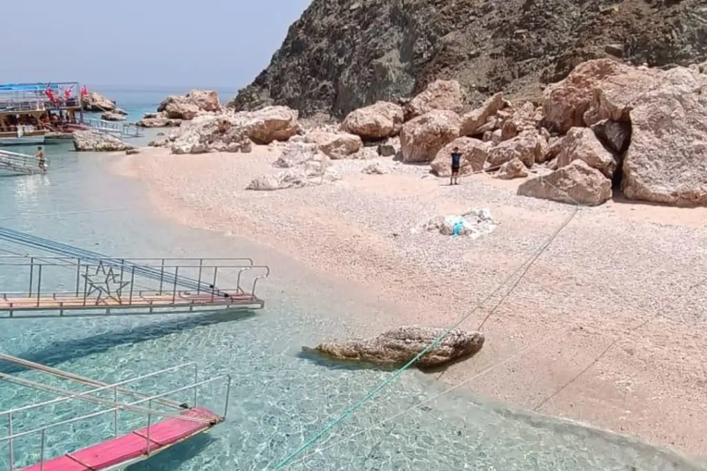 Journey to Paradise: Discover the Hidden Beauty of the Mediterranean with the Suluada Boat Tour