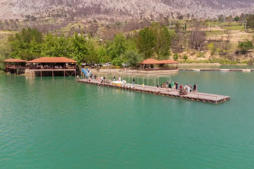 Gdzie natura spotyka się z historią: Wycieczka po mieście Manavgat